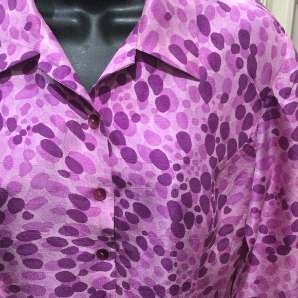 Women's Retro Blouse - Picture 3 of 6